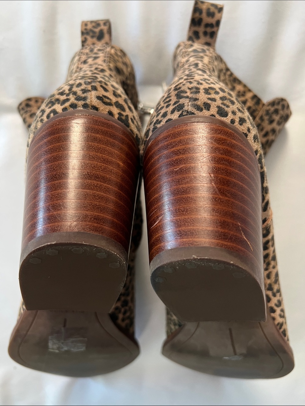 Dolce Vita Serna Leopard Print Suede Ankle Booties - Picture 6 of 9